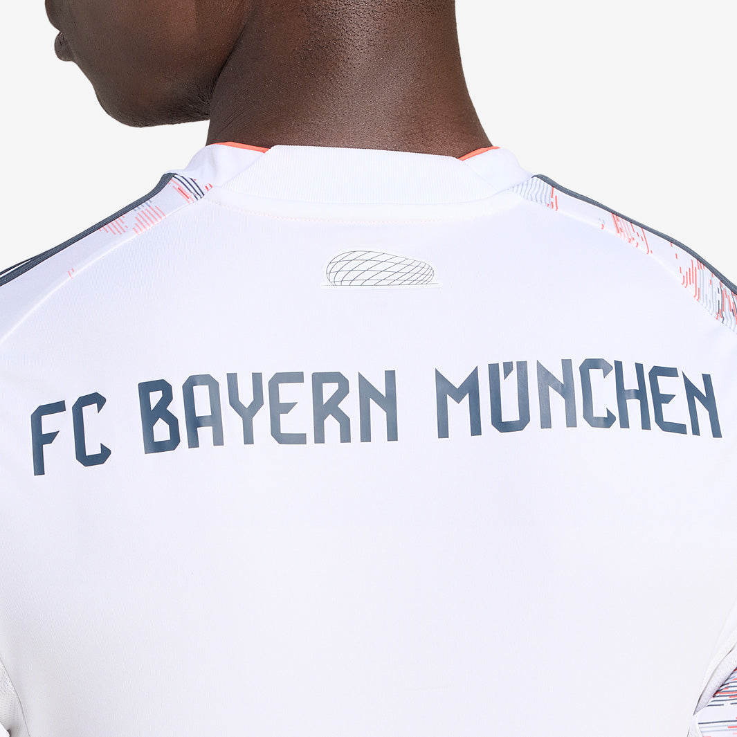 Away 25/26 Men's Shirt - Match Day
